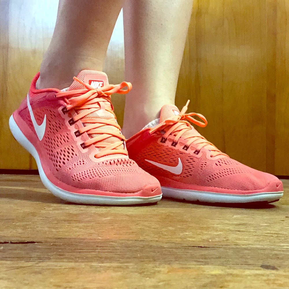 Nike Flex 2016 Run sneakers